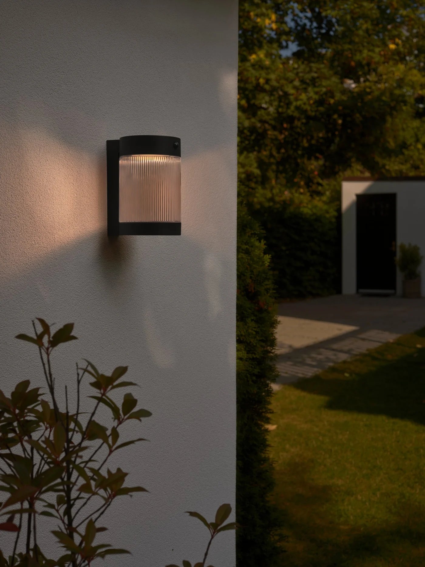 Coupar | Wandlamp | Solar | Zwart| PIR sensor