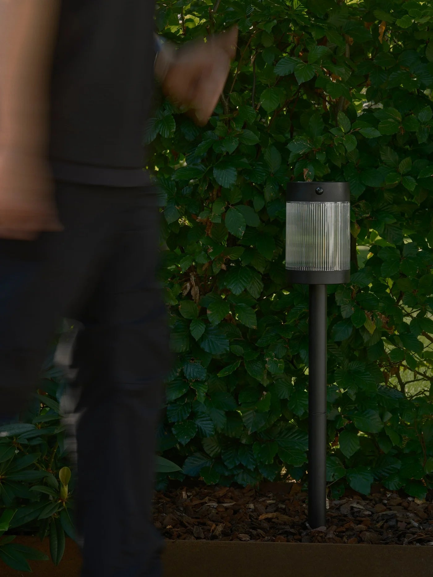 Coupar | Tuinpaal | Solar | Zwart| PIR sensor