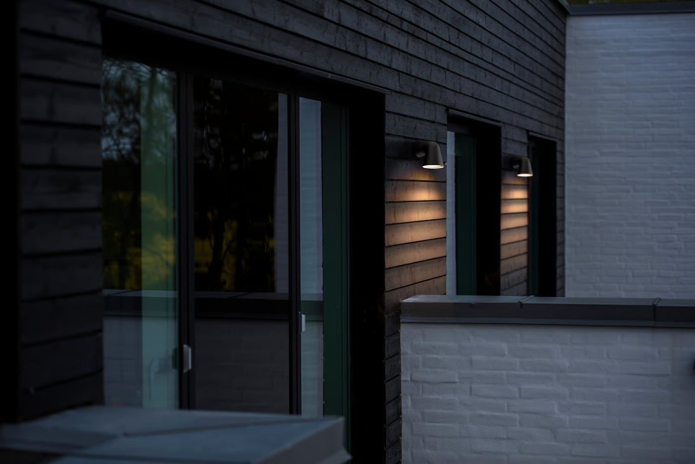 FRONT Single | Wandlamp | Zwart