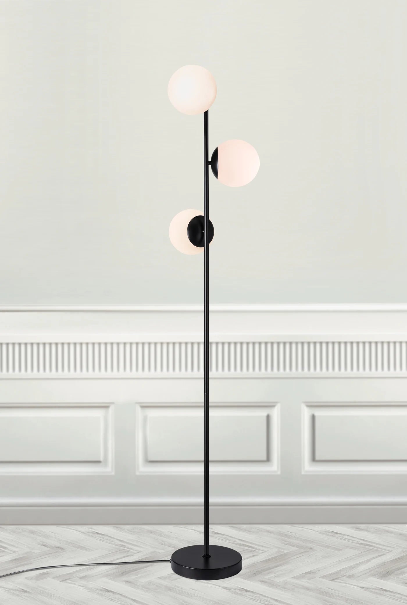 Lilly | Vloerlamp | Zwart