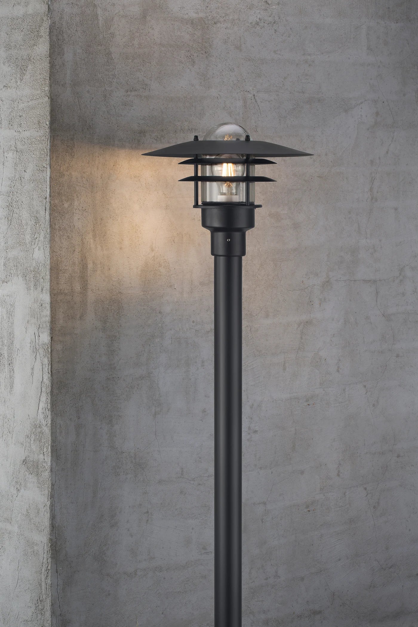 Lønstrup 32 | Tuinverlichting | Zwart