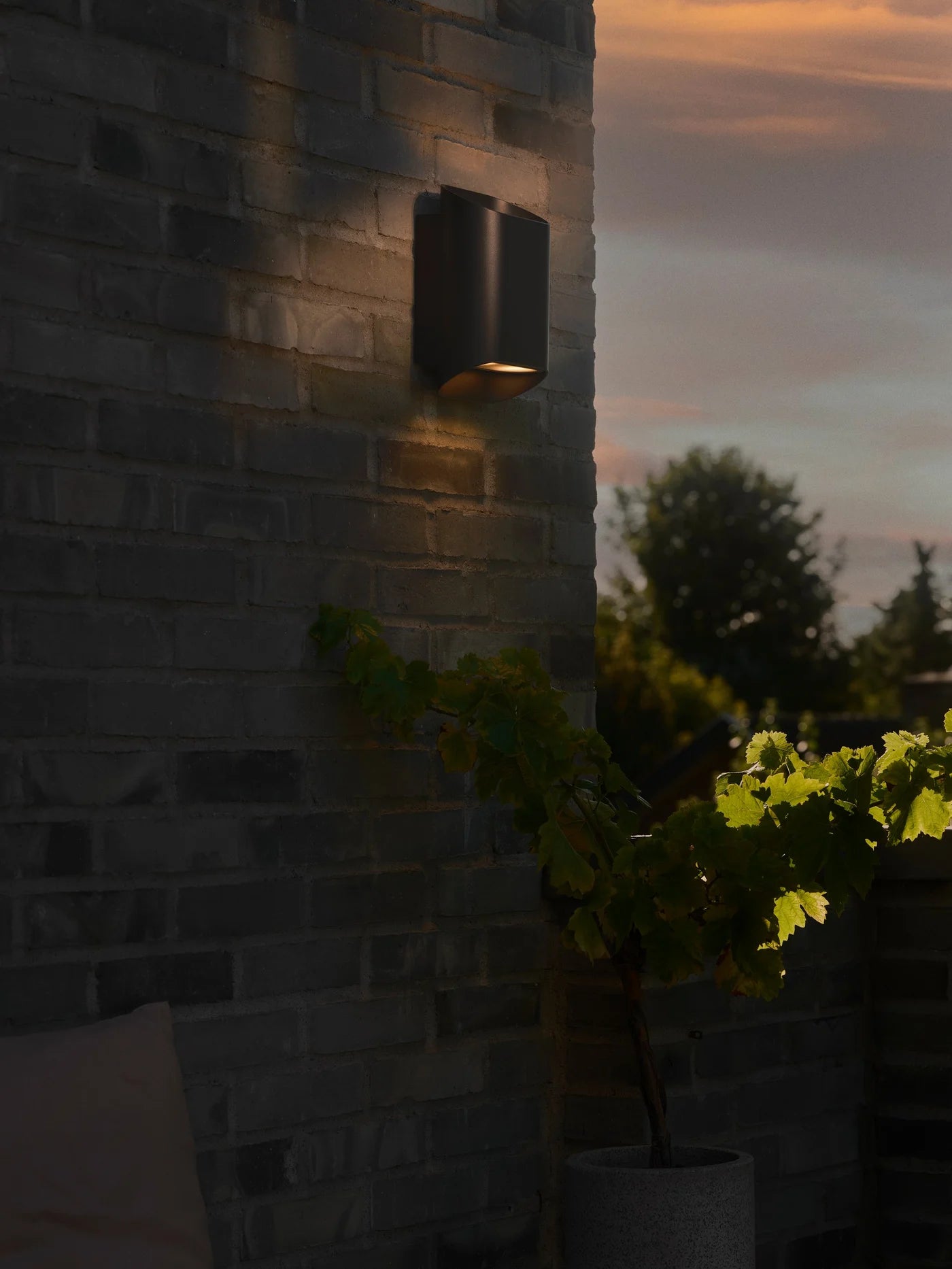 Nico 22 Round Maxi | Wandlamp | Zwart