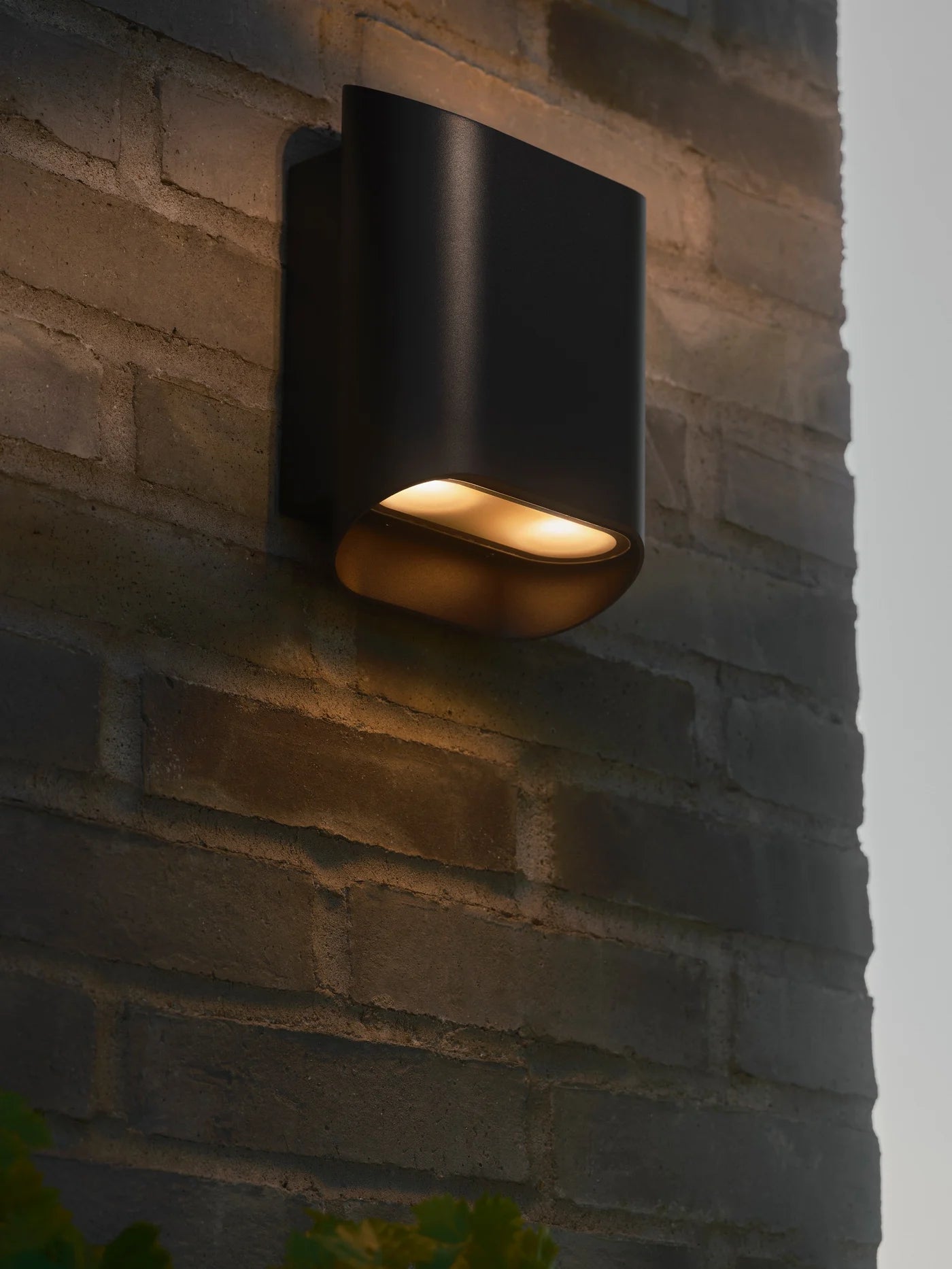 Nico 22 Round Maxi | Wandlamp | Zwart