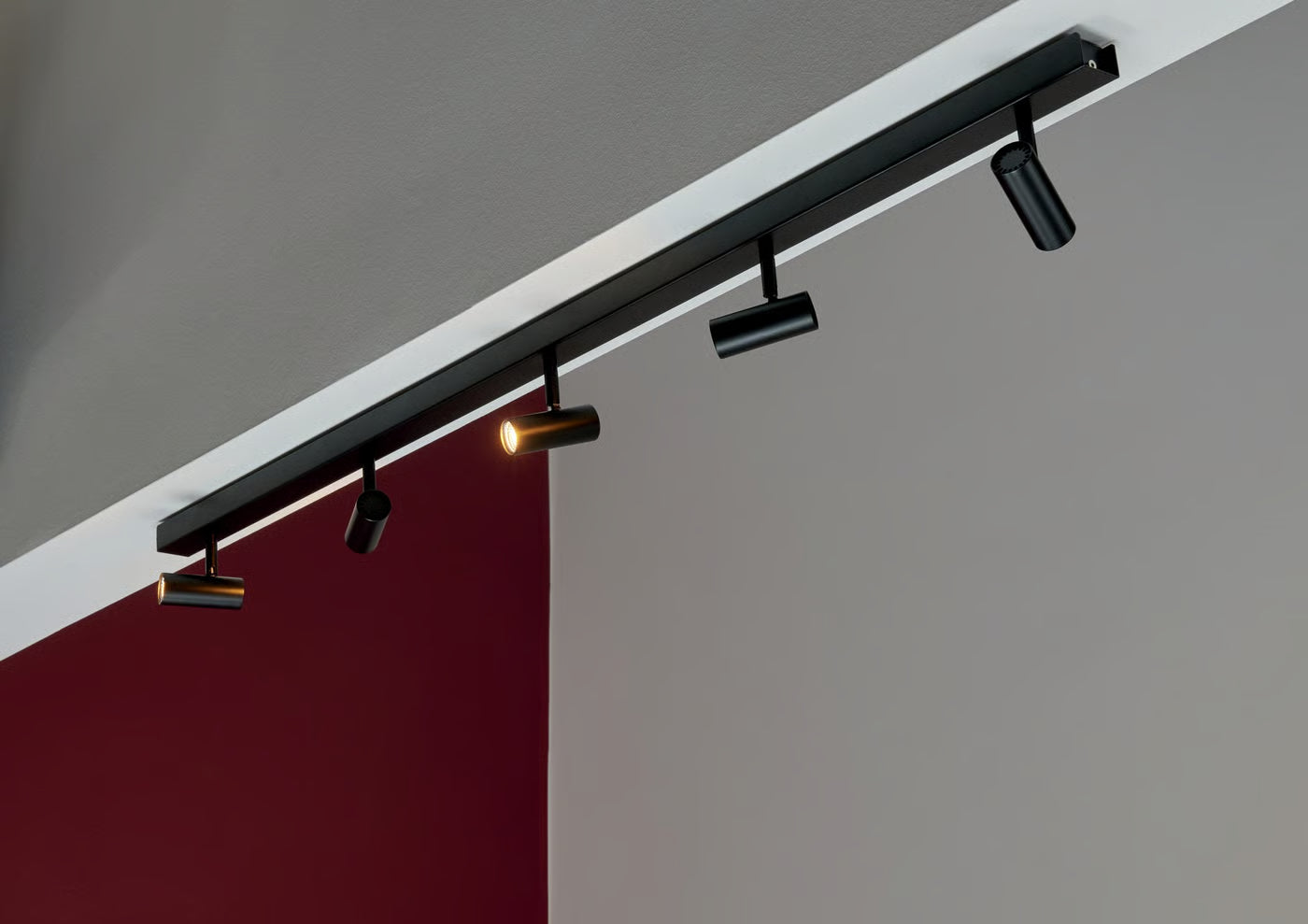 OMARI 5-Spot | Opbouw Spot | Zwart