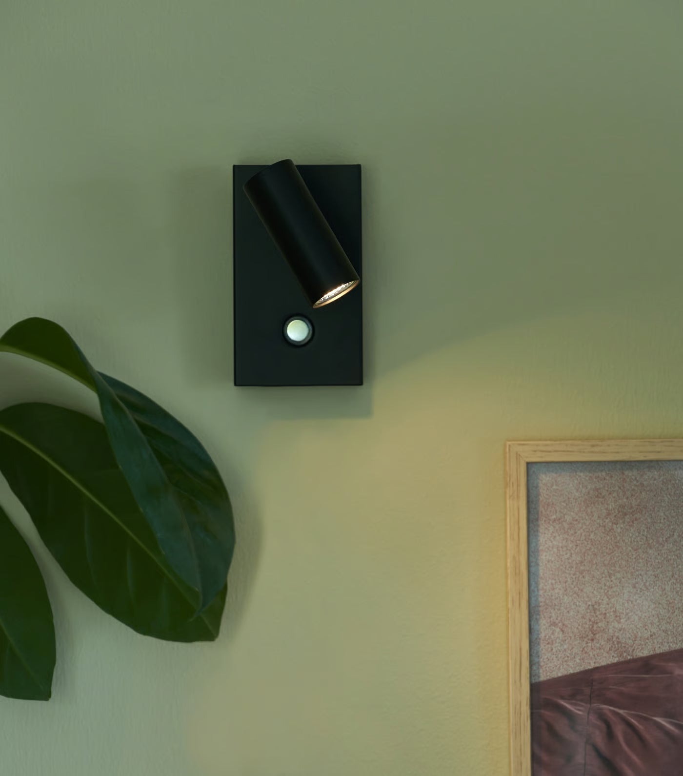 OMARI | Wandlamp | Zwart