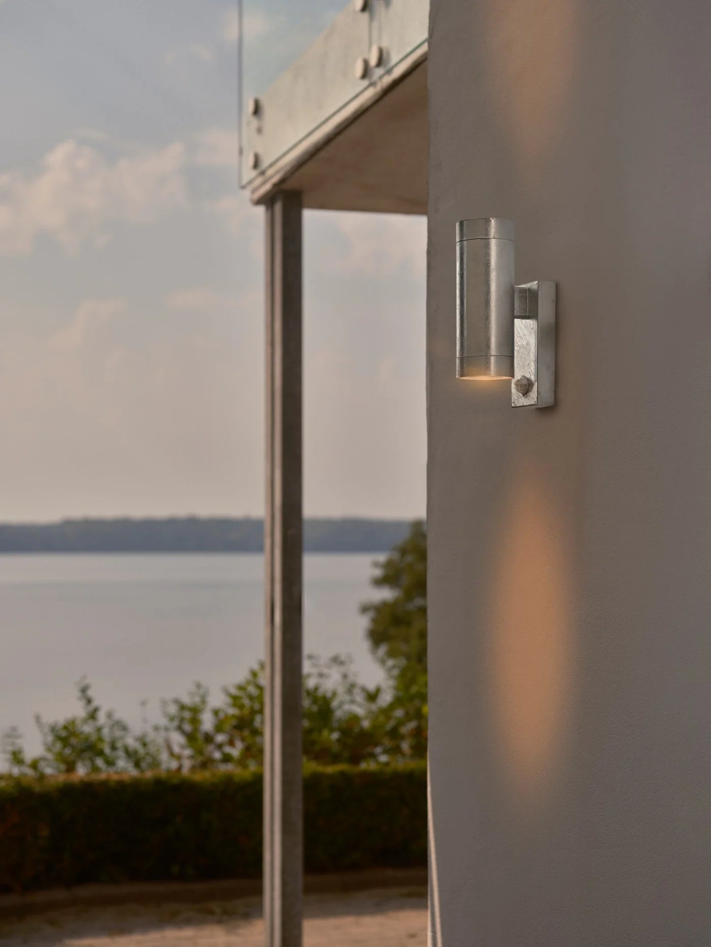 Tin Maxi | Wandlamp | Sensor | Gegalvaniseerd